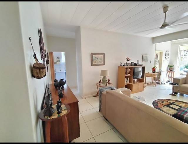 2 BEDROOM APARTMENT FOR SALE IN ELDORAIGNE